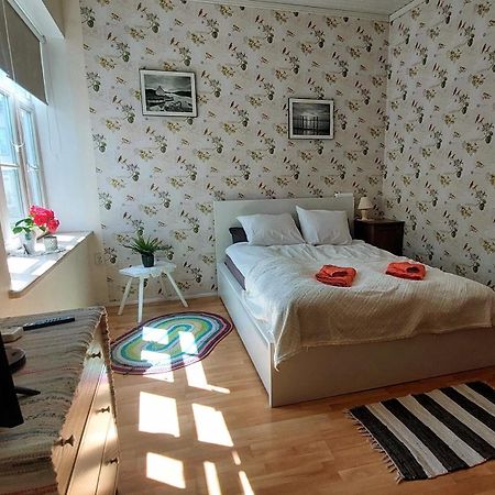 Posti 19 Apartment Хаапсалу Экстерьер фото